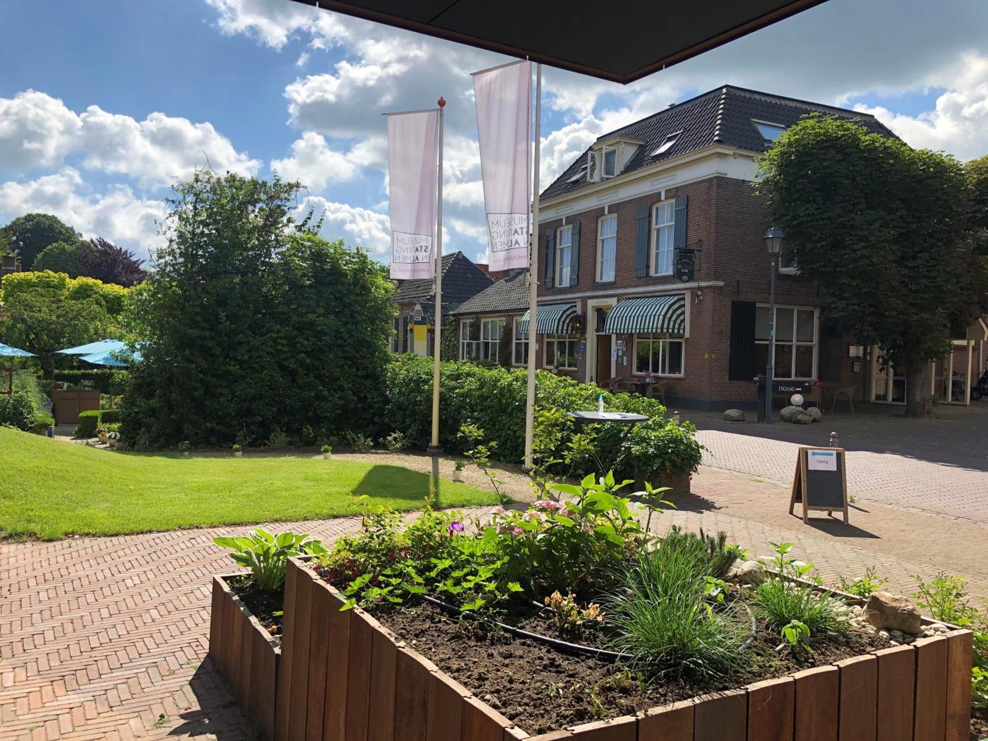 Landhotel De Hoofdige Boer Almen Exterior photo