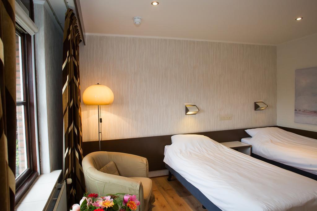 Landhotel De Hoofdige Boer Almen Exterior photo